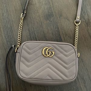 Authentic Gucci handbags- GG MARMONT MINI SHOULDER BAG - dusty pink
